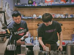 -Be Lived Cafe比例咖啡(摩天轮店)