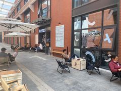 -HUGS coffee(东区店)