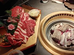 -铭牛烧肉·和牛海鲜自助(高新月牙湖店)