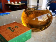 -墨脱石锅椰子鸡•香草鸭•东山羊(大东海店)