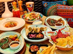 -Famous肥猫墨西哥音乐餐吧(五棵松华熙LIVE店)