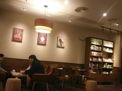 大堂-星巴克(广州中华广场B1层店)