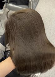 -V7 HAIR SALON