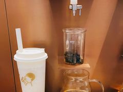 -喜茶(北京华贸购物中心店)