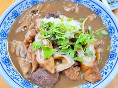 卤煮火烧-门框胡同百年卤煮(鸟巢店)