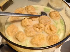鱼汤丝瓜浸鱼腐-上座·餐厅(阳光100店)