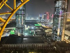 -影汇之星8字形摩天轮