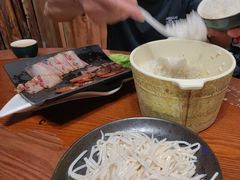 -老滇山寨•云南特色菜•地方菜•民族风情歌舞表演(金碧店)