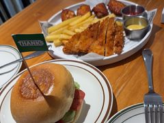 -Thanks美式餐厅(汉堡咖啡店)