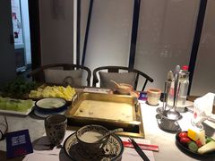 -尚尚仙·酸汤猪手·猪肚鸡火锅(华联万柳购物中心店)