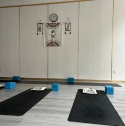 -亚太瑜伽普拉提学院