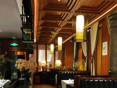 -八府香鸭·啫啫煲(华山路店)