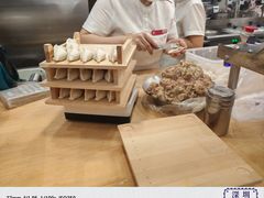 饺子制作间-喜家德虾仁水饺(华强天虹店)
