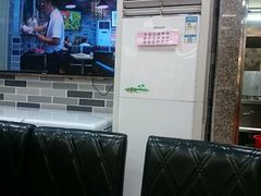 -银记肠粉店(新港西路店)