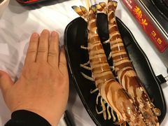 -鲜入围煮花胶鸡海鲜火锅