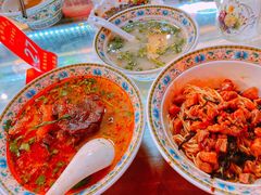 -金杨拉面王小吃面馆·牛三宝面·红烧牛肉粉