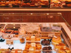 -巴黎贝甜(华堂新辰汇店)