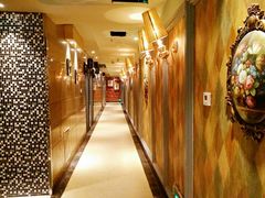 -环球梦主题KTV(曲阳生活购物中心店)
