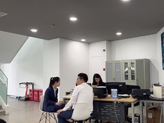 -上海宝信宝马4S店