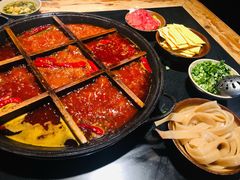 九宫格-洋马儿火锅(解放碑店)