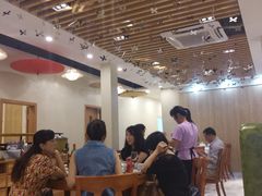 大堂-丹江口渔村·湘味厨房(桃园店)