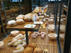 -焙丽拾光(麦凯乐直营店)