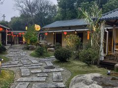-湘力力小院·鱼汤泡饭(枫林路店)