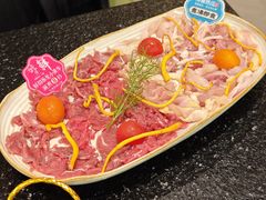 -得意咚瓜·顺德鱼生·冬瓜火锅(深圳首店)