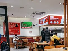 -南城香·饭香串香馄饨香(青年路店)