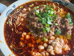 -丁丁猫重庆小面(徐州路店)