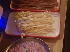 -晓宇重庆火锅(西安荟聚店)