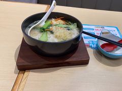 -灵芝妹子海鲜米线(凯德和平广场店)