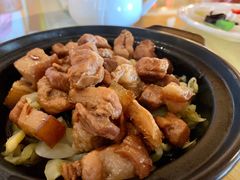 红焖猪肉-美人鱼悬崖海景餐厅(鹿嘴山庄店)