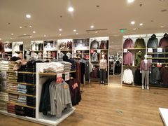 -优衣库(海口秀英万达广场店)