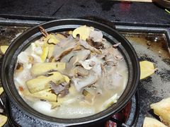 -有一锅·野生菌黑山羊腊排骨火锅(古城北门店)