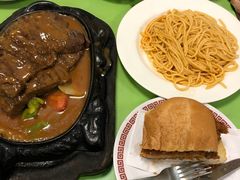 黑椒西冷牛排-胜利茶餐室