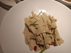 -荷塘秋月·本帮江浙菜(国权路店)