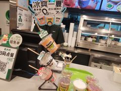 -老乡鸡(亳州路天庆大厦店)