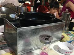 -刘姐啤酒鱼民族演艺餐厅(西街总店)