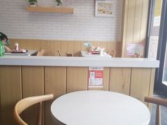 用餐区-华莱士·炸鸡汉堡(蓬莱汽车站店)