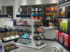 -一直娱POP研究所(万象城店)