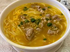 至激酸汤肥牛灼米线-悦湖公馆