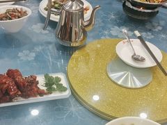 -乔家小院•本地小海鲜•非遗驴肉(万年泉路店)