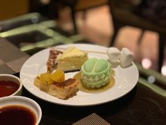 -大中华希尔顿酒店-念自助餐·嗨啤·小龙虾