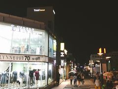 -宝健路步行街(Pedestrian Shopping Street)