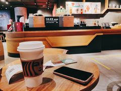 热美式咖啡-星巴克(北京首都国际机场7店)