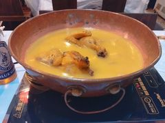 -鲜入围煮花胶鸡海鲜火锅