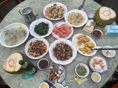 -四川小胡子海鲜(丁村万人海鲜广场店)