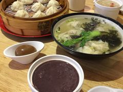 -玖鲜小笼(中山广场店)