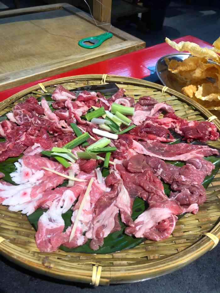 喜喜半仙牛八宝(万象城店)-"[薄荷]环境:晚上在路边停车挺方便的,.